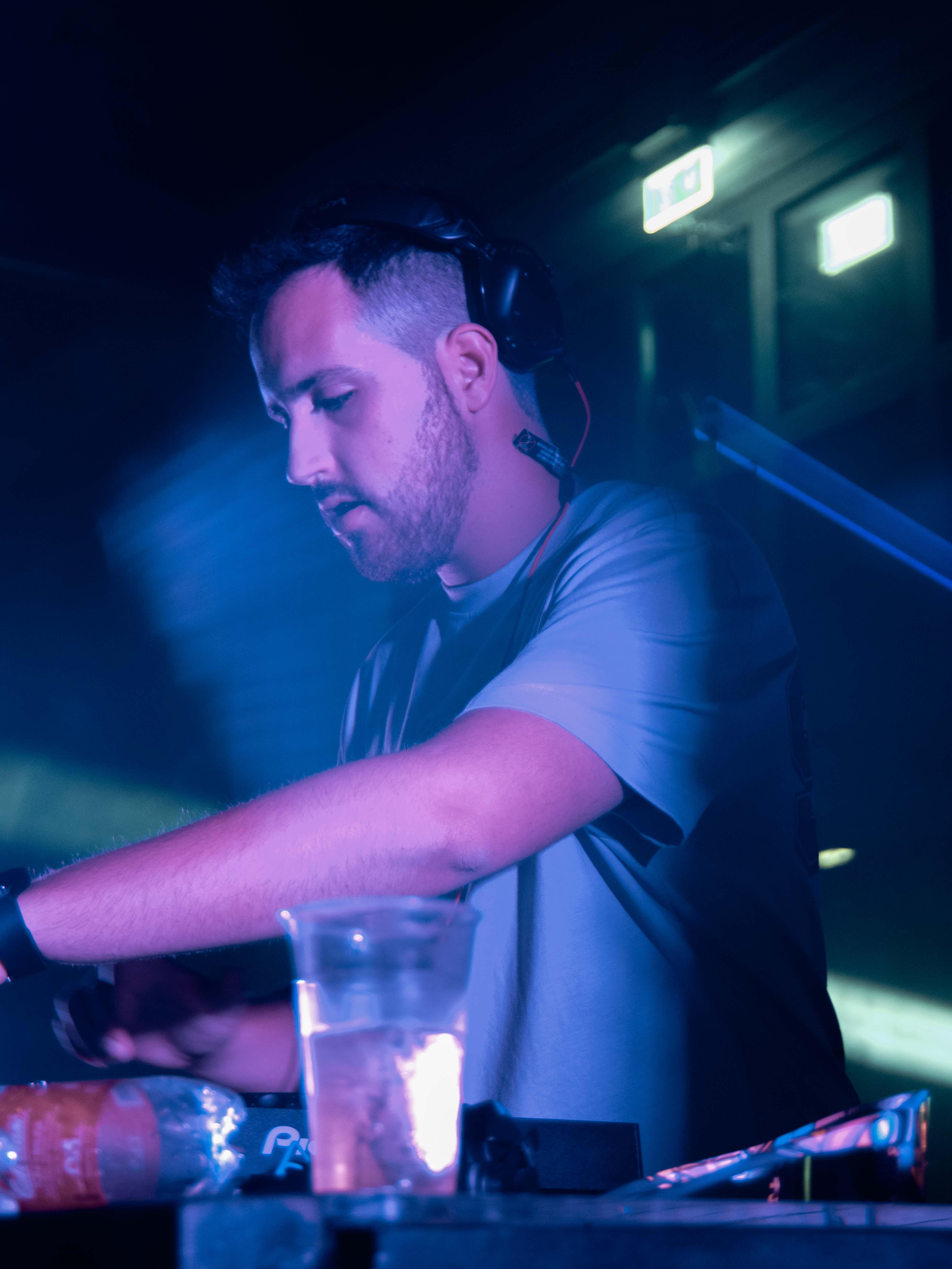 DJ DI LEO in consolle